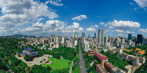 Yuexiu Strives to Advance the “Hundred-Thousand-Ten Thousand Project” and Sprint Toward “Initial Results in Three Years”