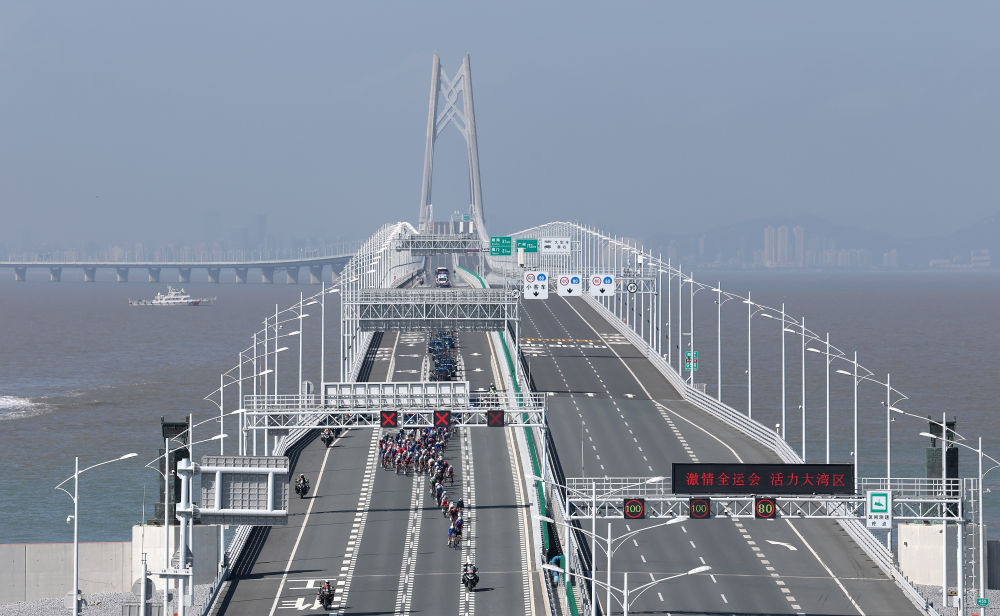 Hong Kong - Zhuhai - Macao Bridge