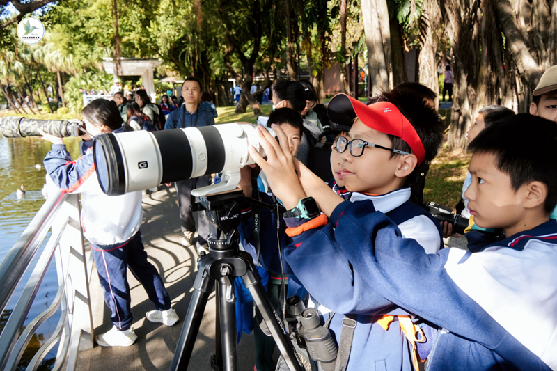 Guangzhou Primary and Secondary School Students Natural Observation Education Exchange