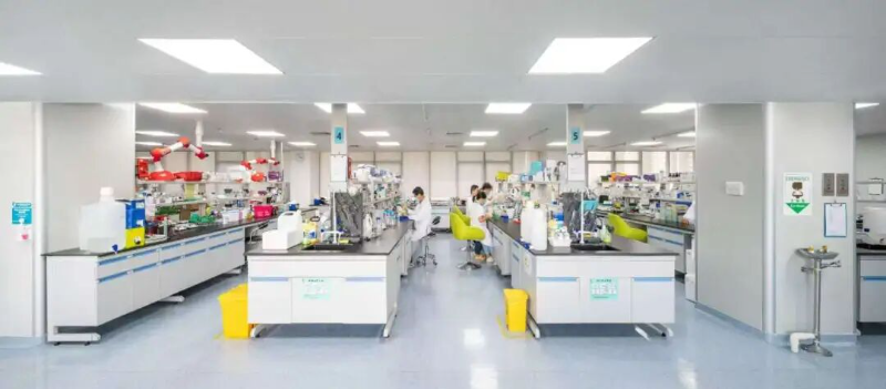 Inauguration Ceremony of "Southern Medical University Shenzhen Hospital Center for Cell and Gene Therapy" Held in Qianhai