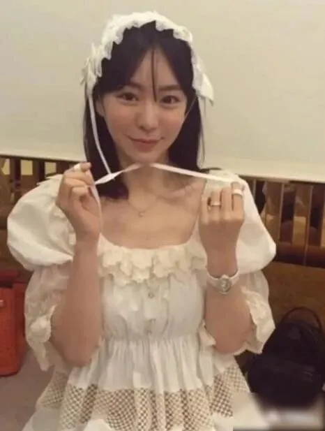 Hwang Ha-na (from her personal social media)