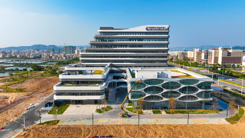 Leading Enterprises Rush to Settle In, Trial Operation to Start Next Year – Main Project of Baijiao Sea Bass Industry Service Center Completed