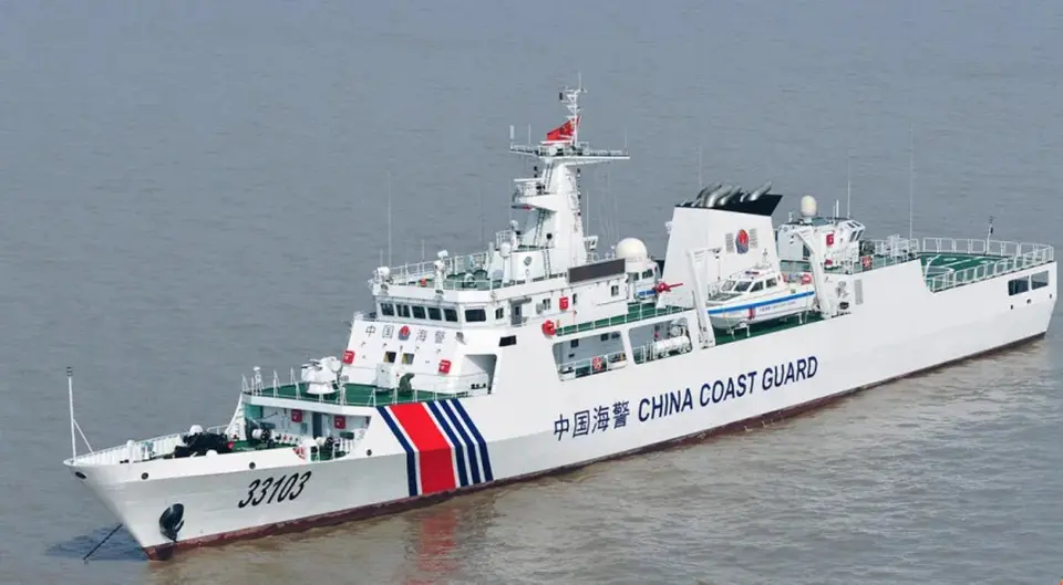 Lee Jae-myung issued a presidential decree ordering the direct seizure of Chinese fishing vessels in the waters around Socotra Rock.