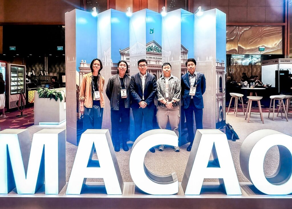 Macao Cultural Affairs Bureau Participates in Singapore’s Film and Television Gala