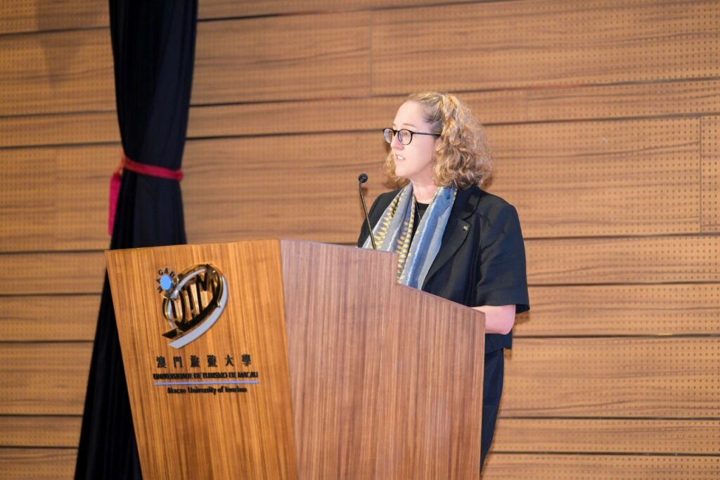 Ms. Julia Kim Davis, Representative of the UNESCO Bangkok Office