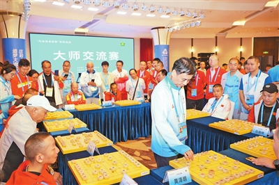 Making Friends Through Chess: World Champions Play Against Para and Special Olympics Athletes