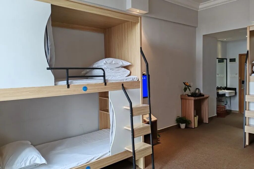 Longgang Youth Station