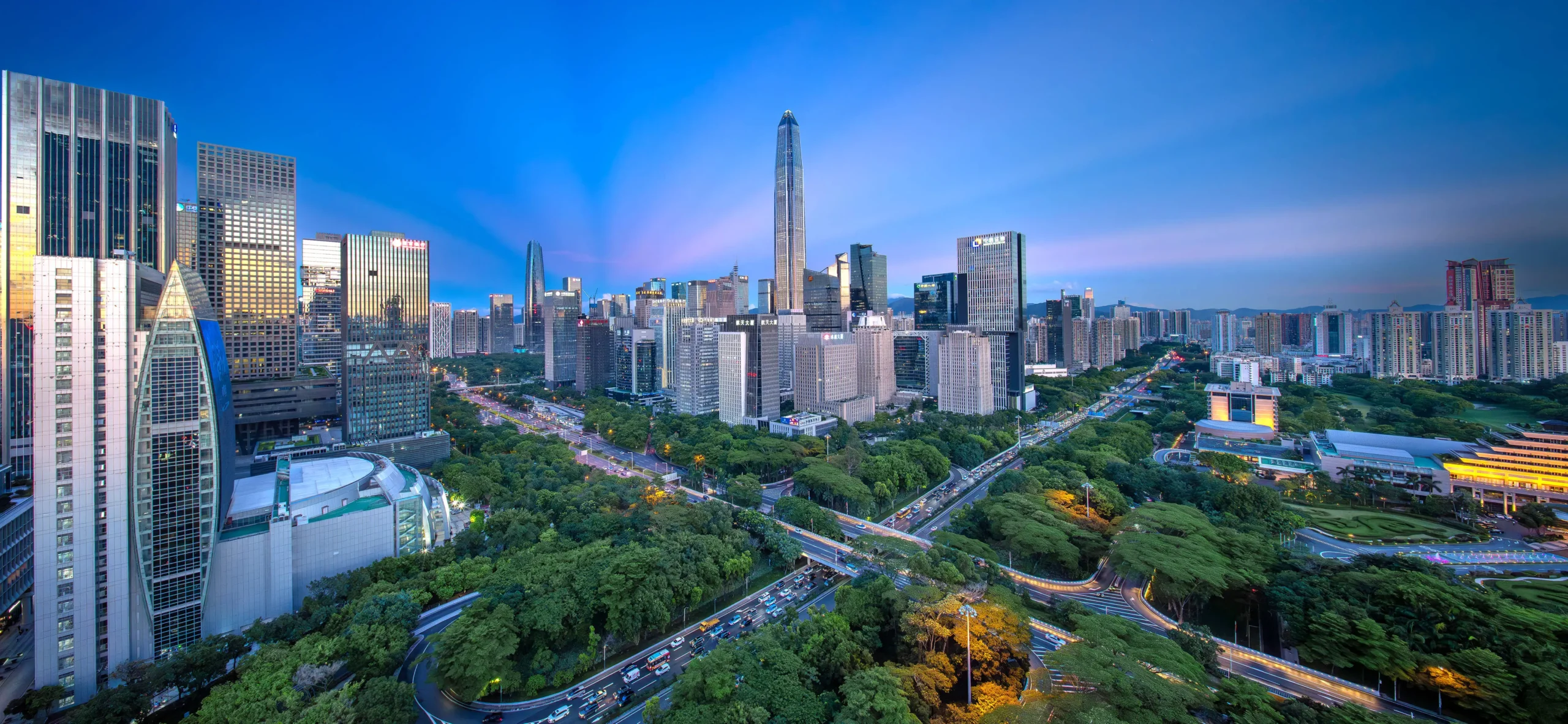 Shenzhen Charts an Upward Economic Curve Toward Newness and High-End Development