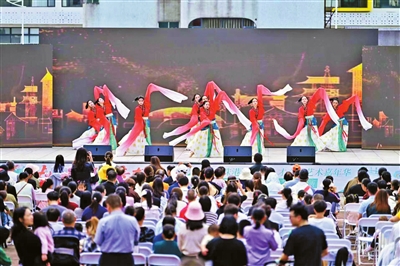 Young People from Zhuhai, Hong Kong and Macao Bond Through Art – 2025 Zhuhai-Hong Kong-Macao Youth Talents Culture & Art Carnival Concludes Successfully