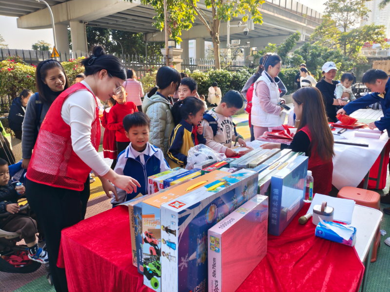 "Blessings on the Way" Fun Learning Carnival Public Market Activity in Jianan Community, Nanhu Subdistrict, Luohu District